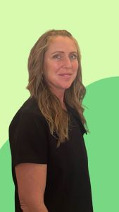 A picture of Helen Carter, on a green background